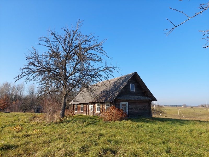 AUTENTIŠKA KAIMO SODYBA — VIENKIEMIS GRETA PUIKAUS LUODŽIO EŽERO IR GRAŽUTĖS REGIONINIO PARKO, ZARASŲ R., SABALUNKŲ K.